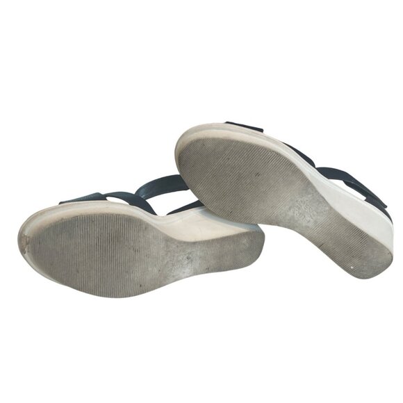 Navy Leather Riviera Wedge Sandals With Ankle Strap Size 7M Comfort Timeless Adj - Picture 6 of 6